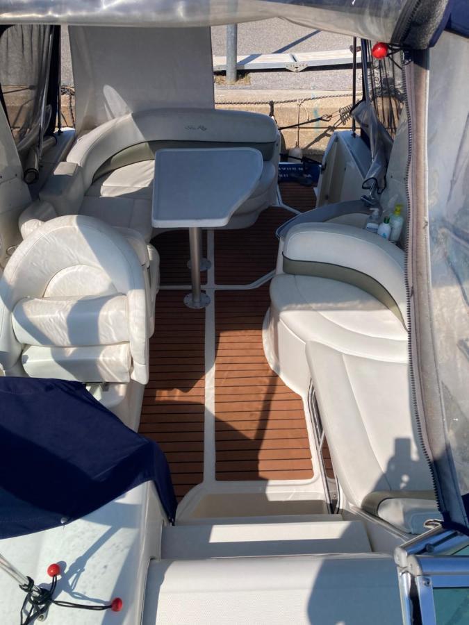 Hebergement Insolite Sur Un Bateau A Quai 호텔 라론드레모레 외부 사진